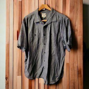 Men's short-sleeved button shirt